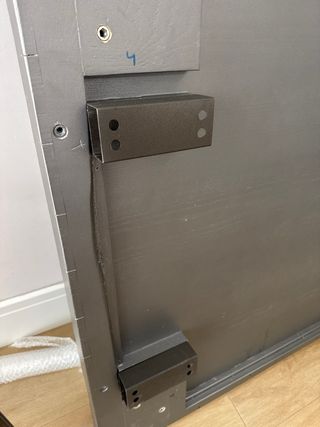 Mesa de comedor de madera