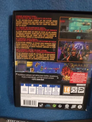 HUNTDOWN PS4 NO TRAE JUEGO SOLO CAJA Y EXTRAS!!!!!