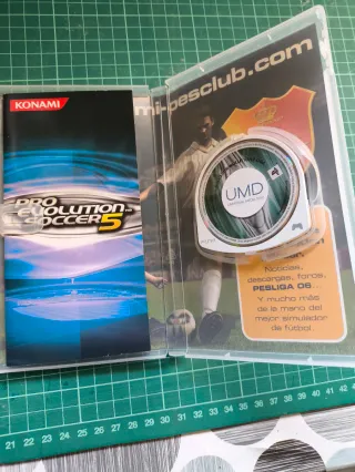 Confezione 5 Giochi e Film per PSP