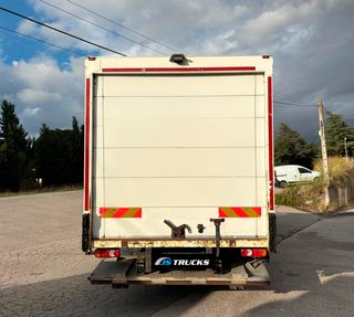 Camion rigido Renault Midlum 220 Dxi 2014