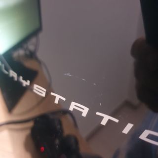 PS3 Fat 80GB (CECHK04) 4.65 + Caja 60GB + Mando