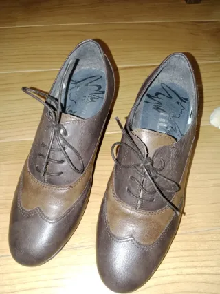 Zapatos de mujer marrones