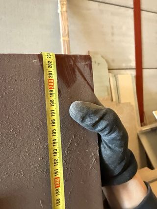 Puerta madera con cristales