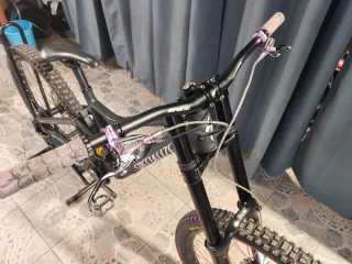 Specialized DEMO RACE