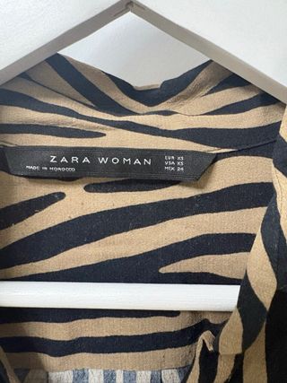 Camisa Zara Estampado Cebra Talla XS