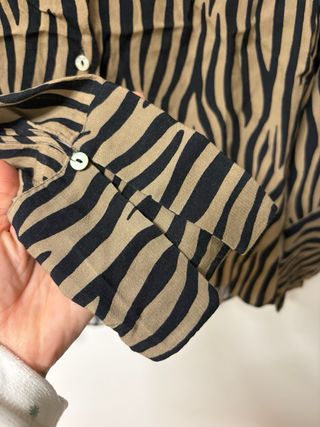 Camisa Zara Estampado Cebra Talla XS