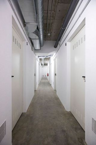 Oficina en alquiler en Sant Just Desvern