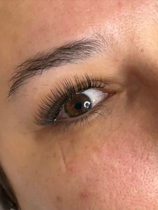 Extensiones de pestañas