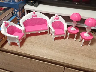 Mobili per la casa delle bambole Barbie