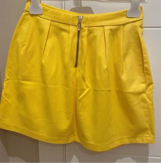 Falda Stradivarius Amarilla Talla S