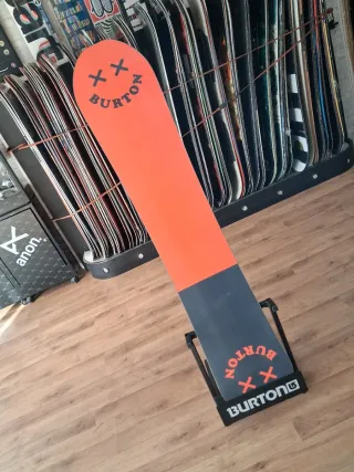 Tabla Snowboard 158 Burton skeleton key