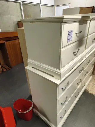 Conjunto Cajonera y Mesillas Blanco