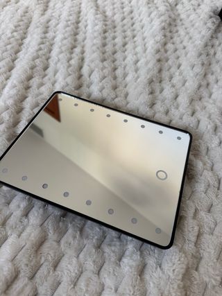 Specchio da trucco con luci LED