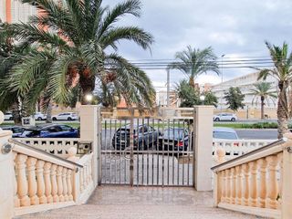 Piso en alquiler en Playa de San Juan en Alicante