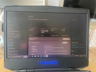 Alienware 14 Portátil Negra