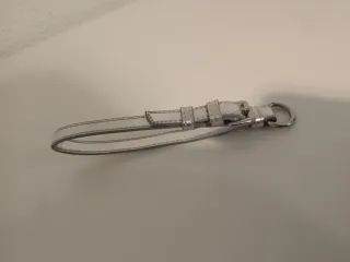 Correa para perro plateada y blanca