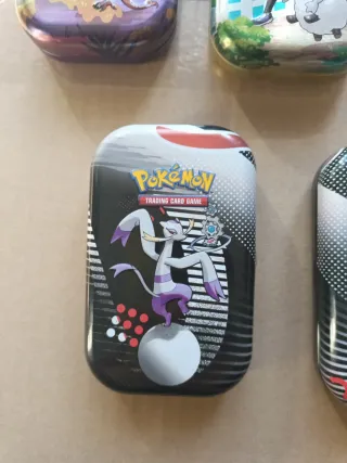 Lata metálica Pokémon
