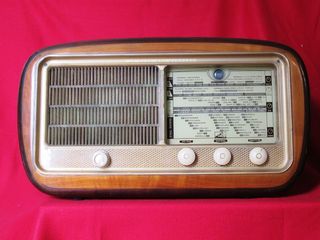 Radio La Voce del Padrone 514 a valvole