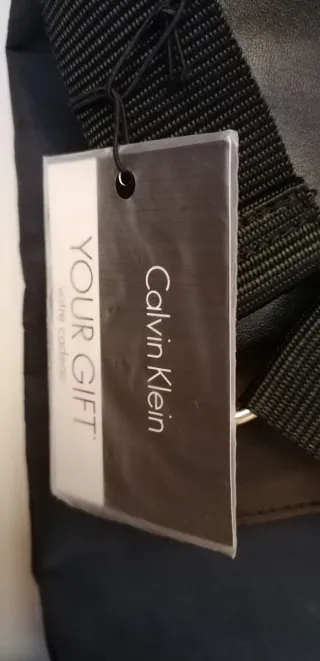 Bolso Calvin Klein Negro y Azul