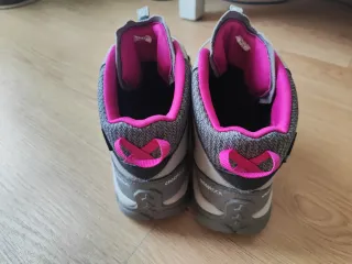 Botas montaña Quechua Talla 38