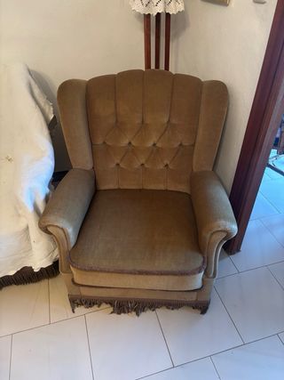 Conjunto sofá y butaca de tela