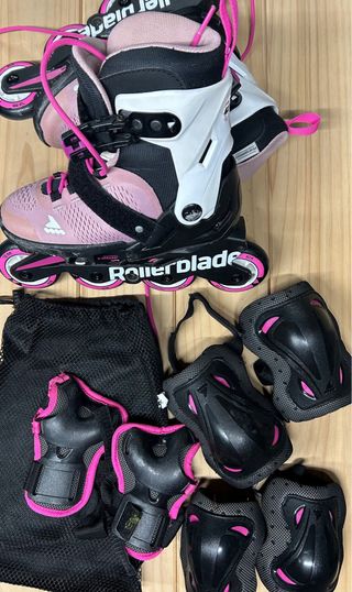 Patins en línea Rollerblade ajustables.