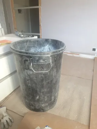 Se asen limpieza de pisos y locales