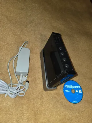 Consola Nintendo Wii Negra + Wii Sports