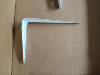 5 escuadras baldas robustas