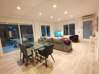 Chalet en alquiler en La Pineda en Castelldefels