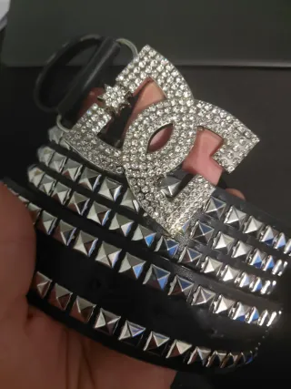 Cintura DC Shoes Y2K Punk Borchie Argento