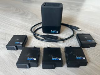 Cargador Dual GoPro + 5 Baterías