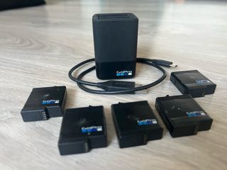 Cargador Dual GoPro + 5 Baterías