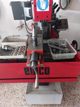 Fresadora EMCO FB-3