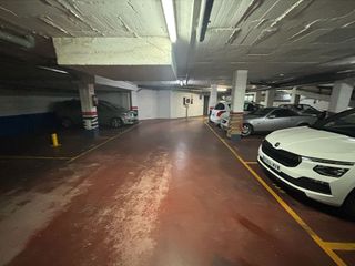 Garaje en alquiler en Ca n'Anglada en Terrassa