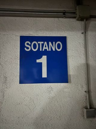 Garaje en alquiler en Ca n'Anglada en Terrassa