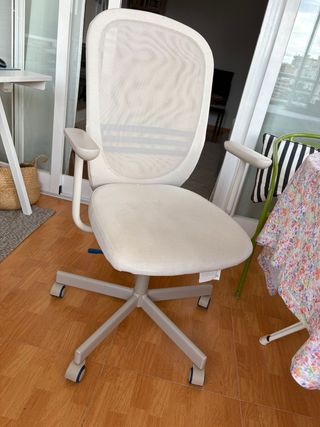 Silla de oficina ergonómica beige FLINTAN
