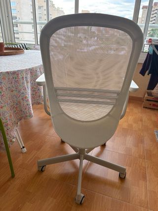 Silla de oficina ergonómica beige FLINTAN