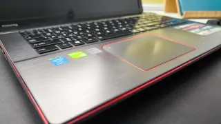 Portátil Gaming Toshiba Qosmio X75