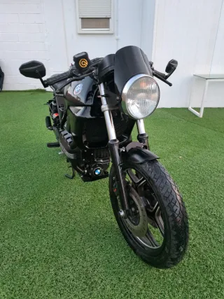 BMW K75 Cafe Racer