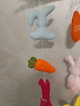 Casetta pasquale in feltro decorata