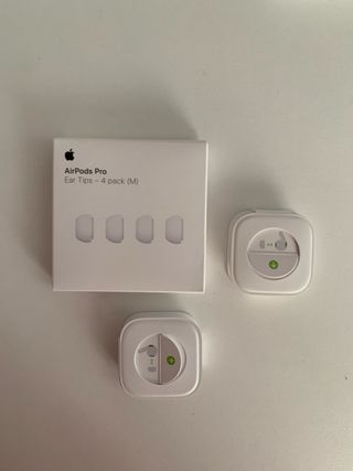 Caja cargador AirPods Pro + Almohadillas T M