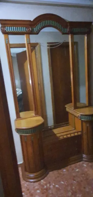 Mueble de entrada de madera