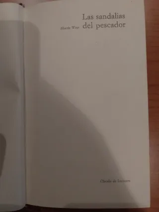 Novela 1963 "Las Sandalias del Pescador"