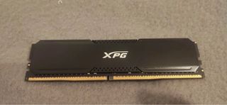 Tarjeta RAM XPG DDR4 16GB
