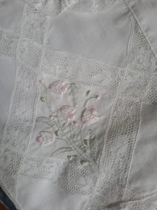 Camicia da notte vintage bianca con pizzo