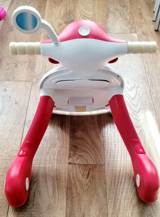 Cavalcabile Scooter Clementoni Primi Passi