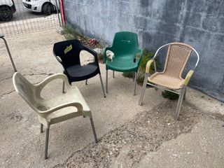 Mesas y sillas terraza verde y mármol