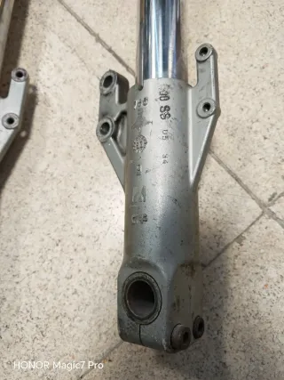 Horquillas para Ducati SS carburador faro cuadro