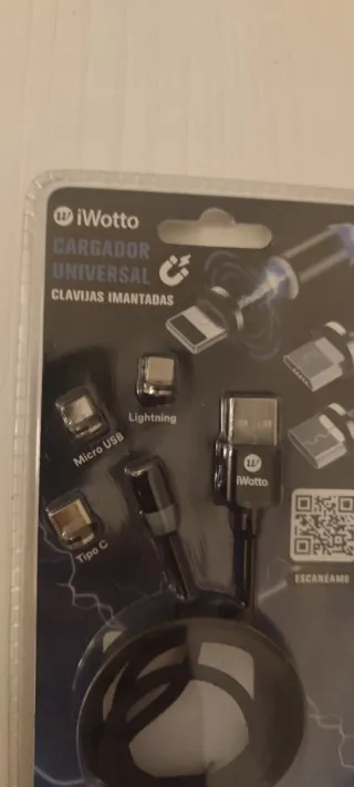 Cargador Universal iWotto Clavijas Imanadas